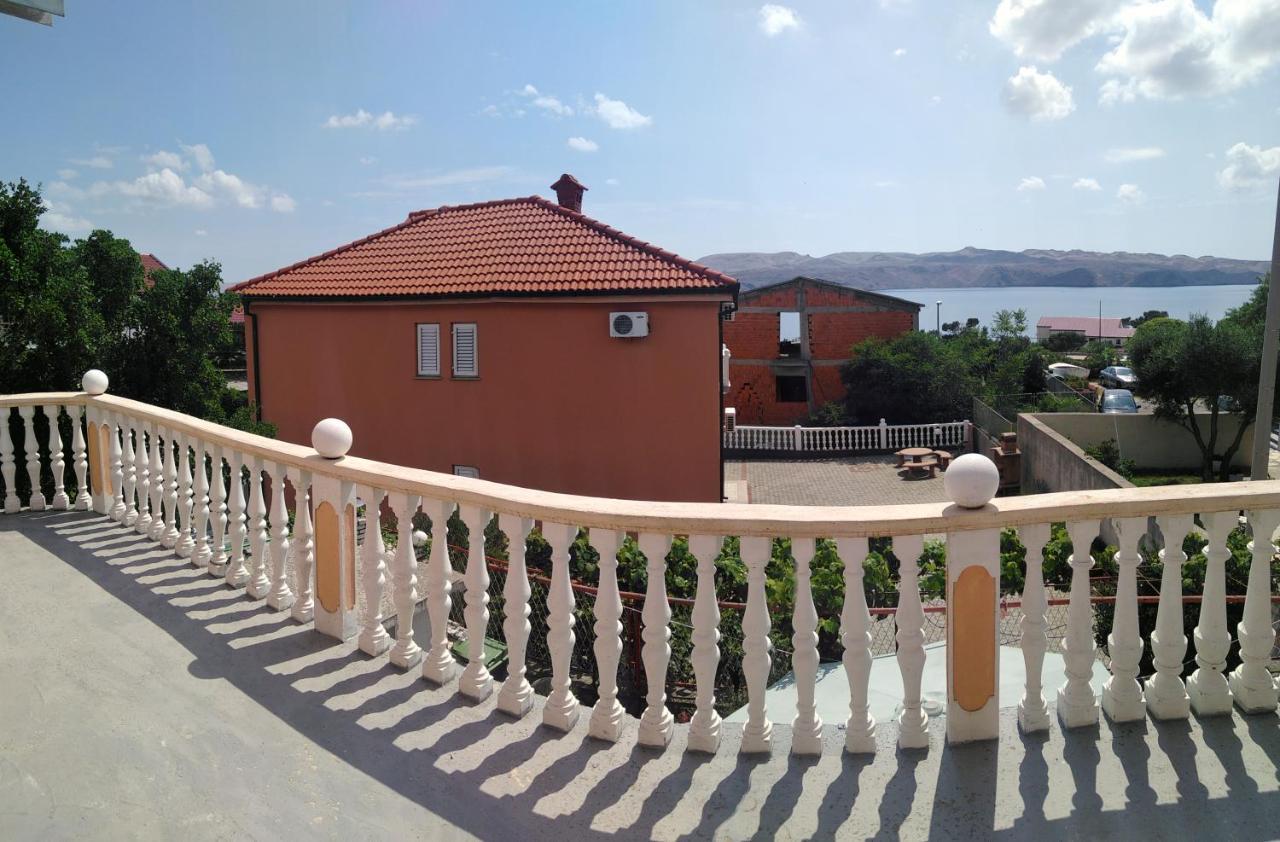 קרלובג Sunshine Apartments מראה חיצוני תמונה