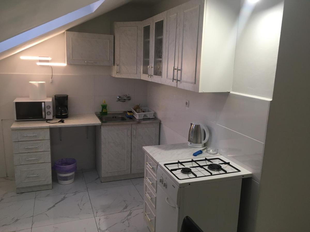 קרלובג Sunshine Apartments מראה חיצוני תמונה
